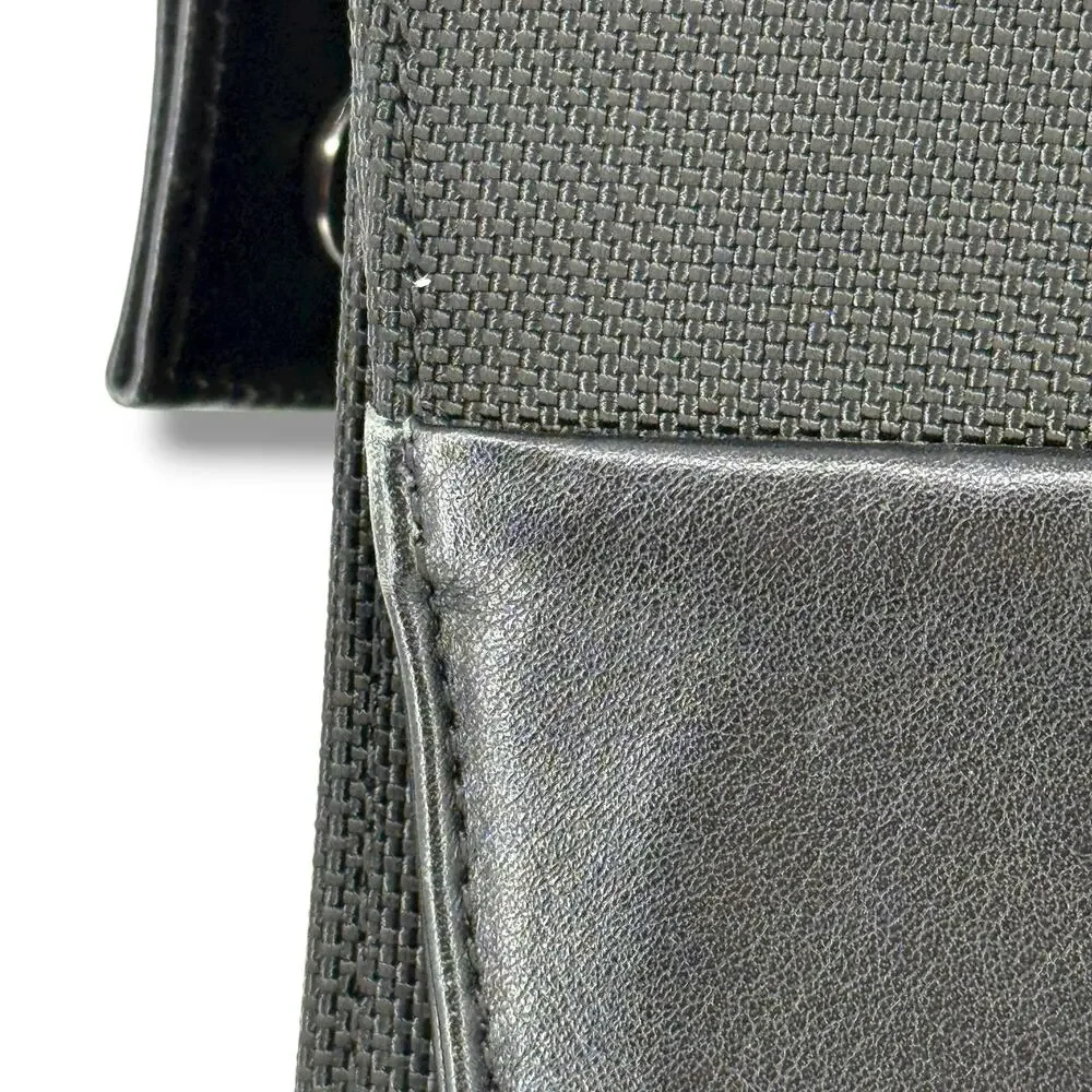 Tumi Alpha Briefcase Bag With Over The Shoulder Handels Solid Black 43010D3